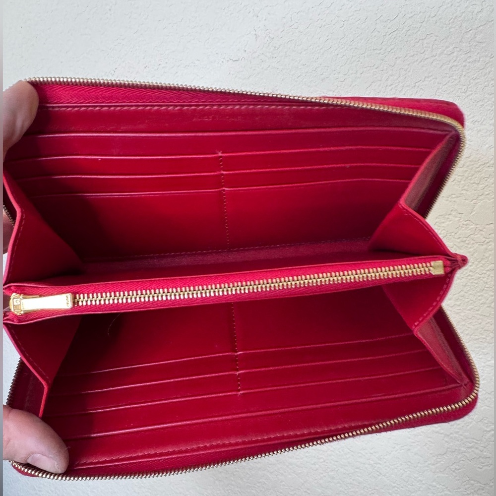 NEW CELINE LEATHER WALLET - Picture 3 of 6
